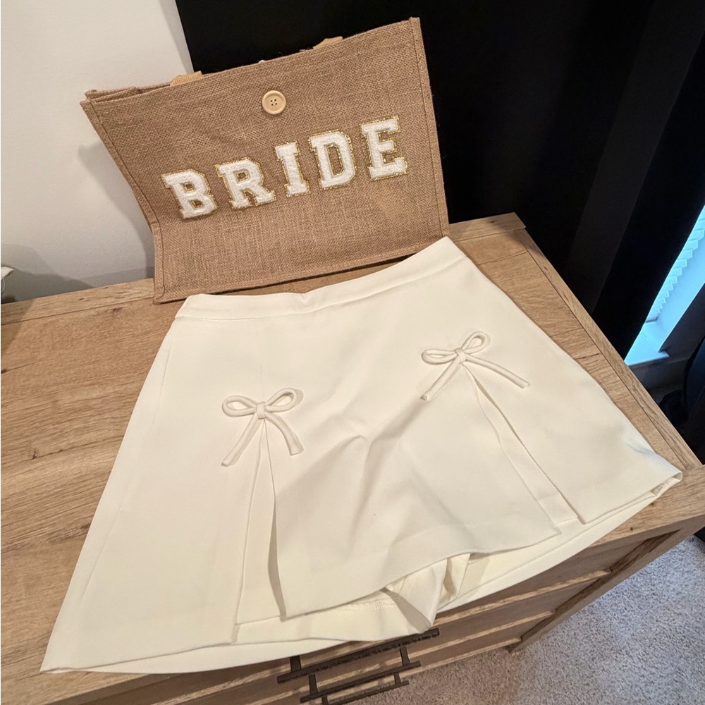 Jayden Pleated Bow Accent Skort
